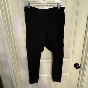 Old Navy Powerchill 7/8 Black Leggings